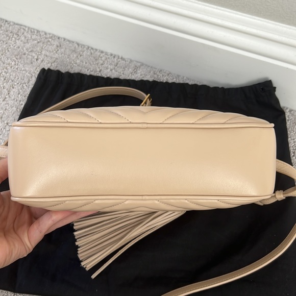 Saint Laurent Loulou quilted camera bag crossbody color poudre - Picture 5 of 13
